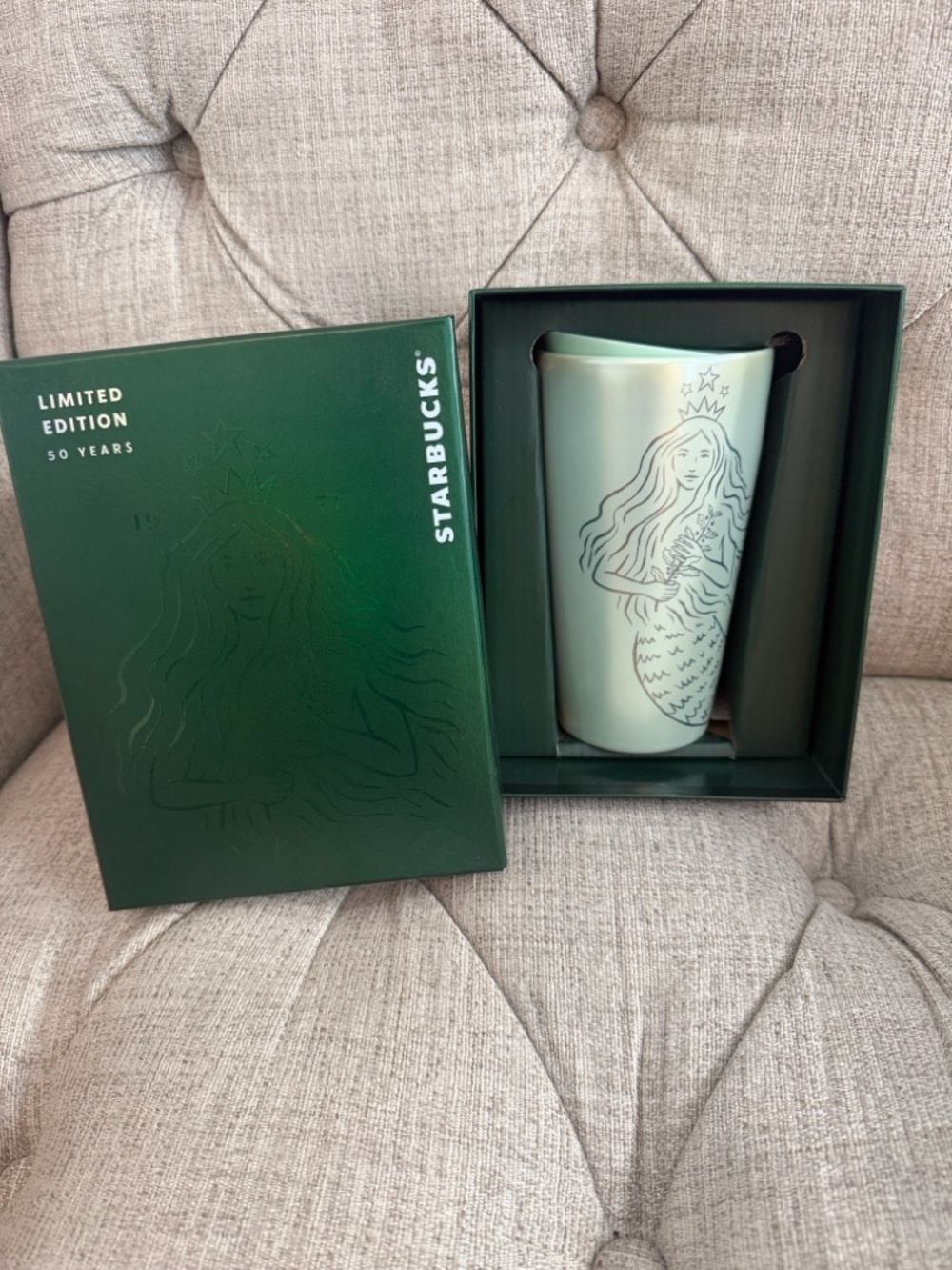 Starbucks Iridescent Green Siren Travel Tumbler with Box